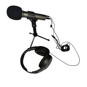 Samson Q2U Dynamic Microphone with XLR Cable And Audio Technica Headphones